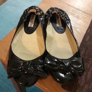 Steve Madden bow flats